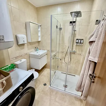 Please Апартаменты Бургас