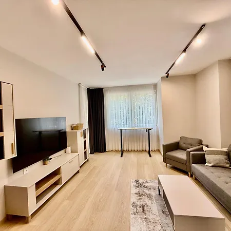 Please * Бургас